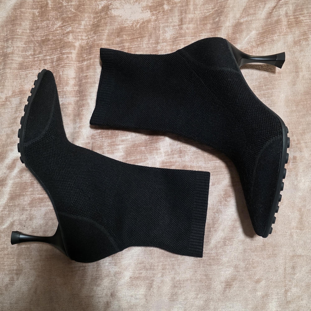 Cosy Island SoftBounce Pointed Toe Heeled Ankle Boots 10